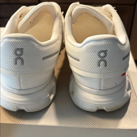 On Cloud White Running Sneakers - Picture 9 of 11